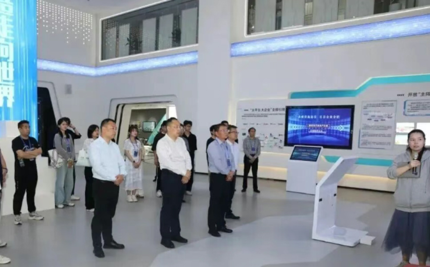 埃森特集团董事长孙建国， 参加 2025 宿迁 “返乡人员亲情游” 活动，助力家乡发展​